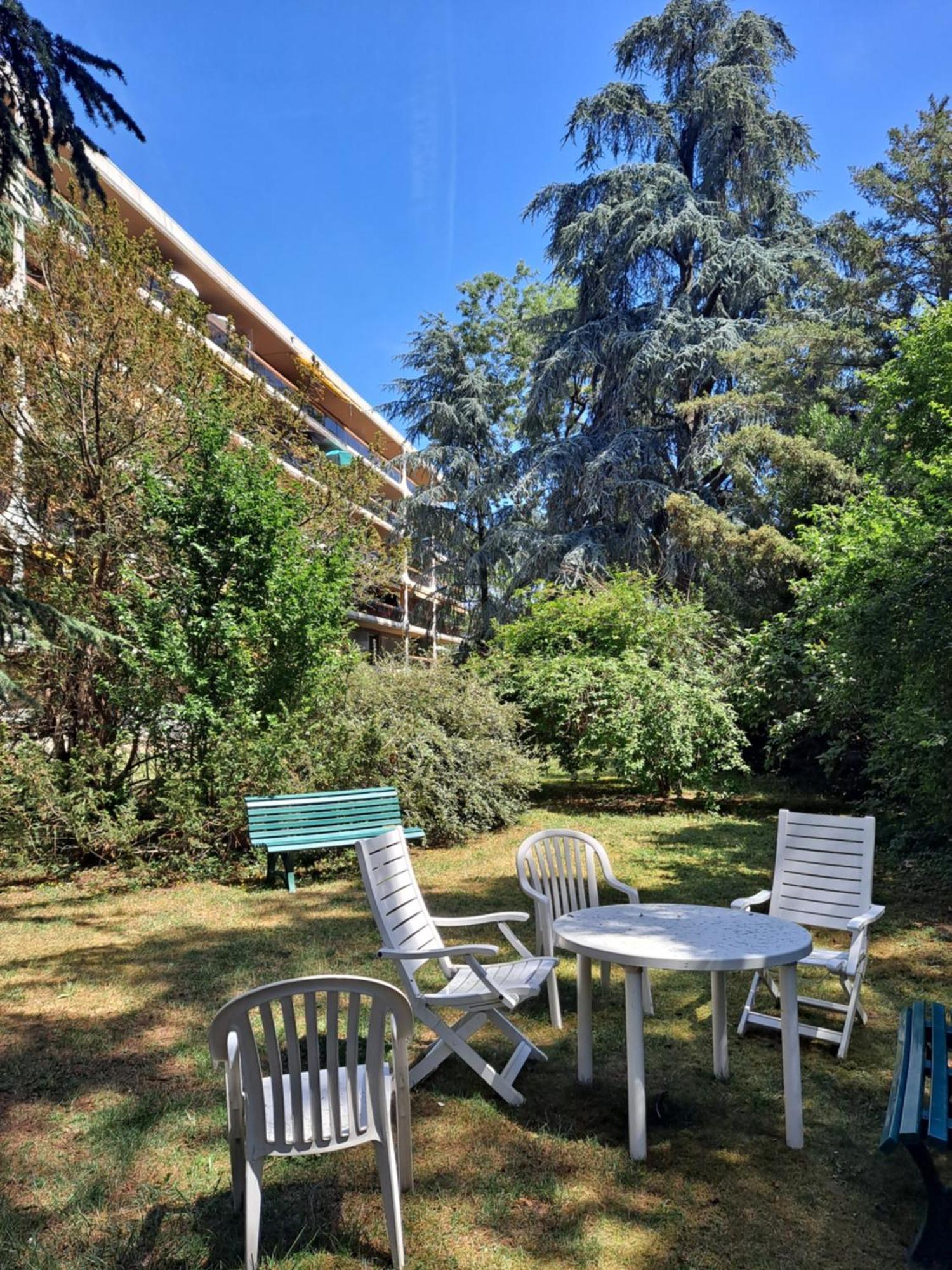 Le Duc De Savoie Thonon Lägenhet Exteriör bild